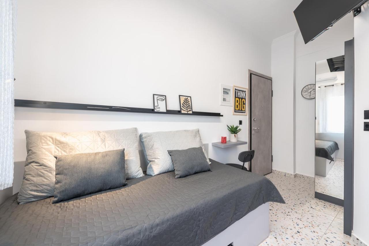 Tiny Apartment Athens Exterior photo